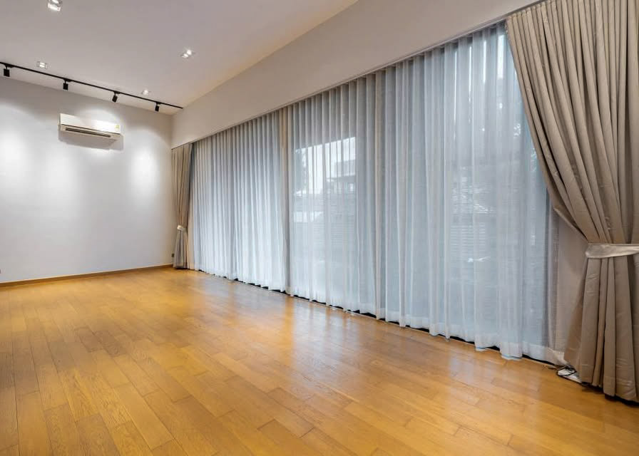 The Oasis House 736 SQM House for Sale Sukhumvit