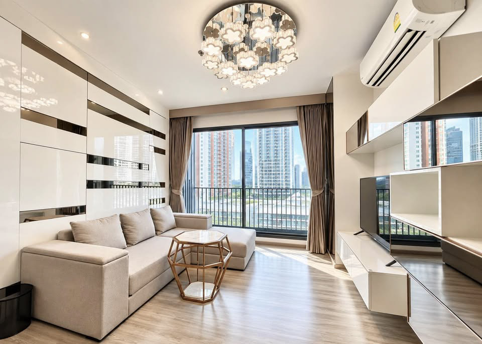 Rhythm Ekkamai | 80 SQM Corner 2-Bedroom Condo