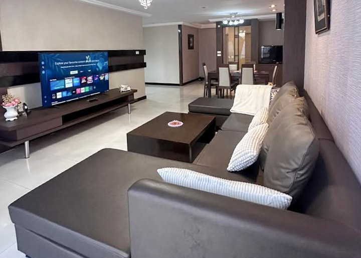 The Waterford Diamond Tower | 146 SQM Condo