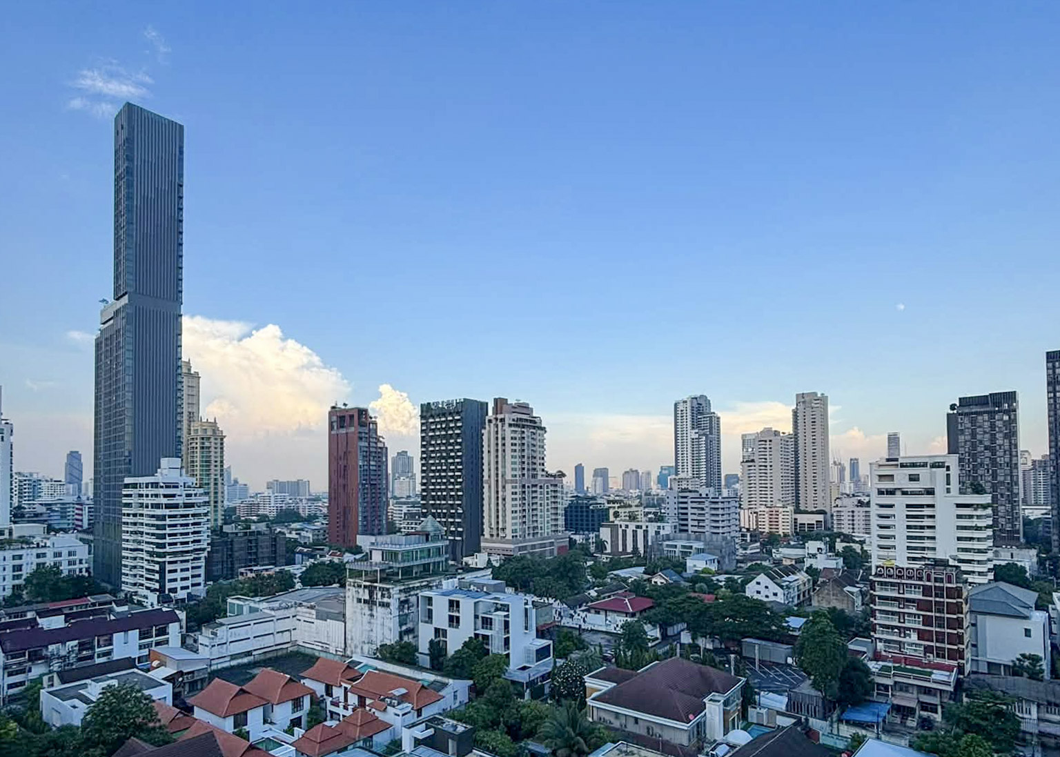 859838039_4732023600366898_7248952564767807743_n Edge Sukhumvit 23 Condo for Rent, 43.20 SQM