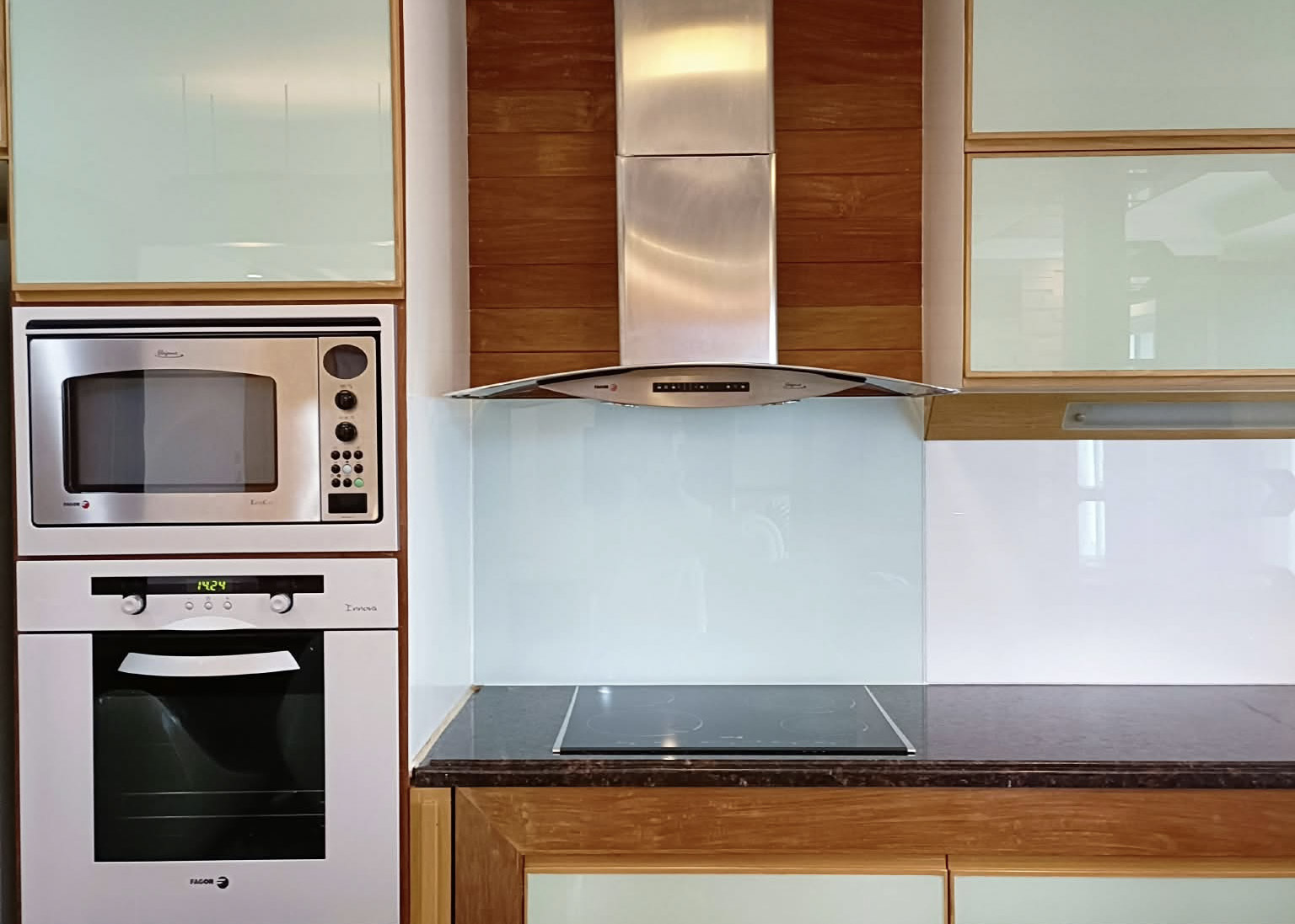862725663_1645583923638018_6554173881438428315_n Avenue 61 Condo | 102 SQM Near BTS Ekkamai