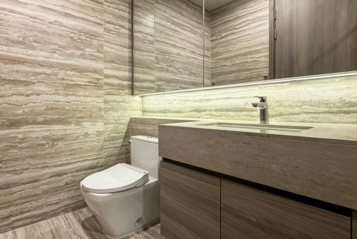 Celes Asoke Condo for Rent | 42 SQM