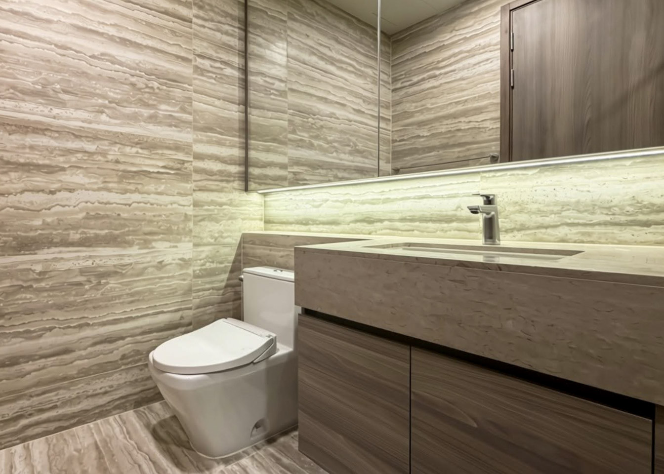 863595068_122140293213390432_7621125273344158490_n Celes Asoke Condo for Rent | 42 SQM