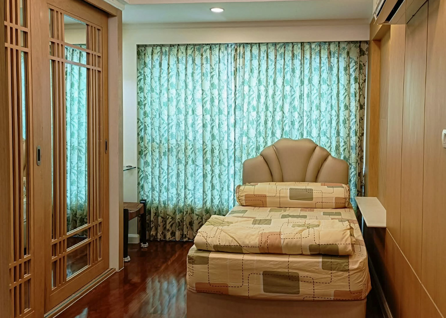 864869638_1645584096971334_8364526483813949073_n Avenue 61 Condo | 102 SQM Near BTS Ekkamai