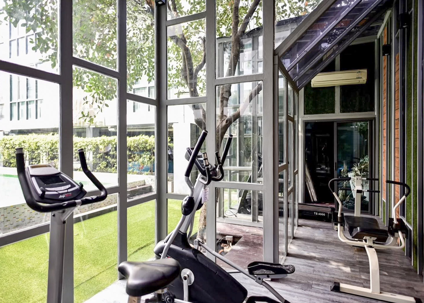 865502200_10164598380507777_483354270951463261_n Qube Suites Sukhumvit 46 | 60 SQM for Rent